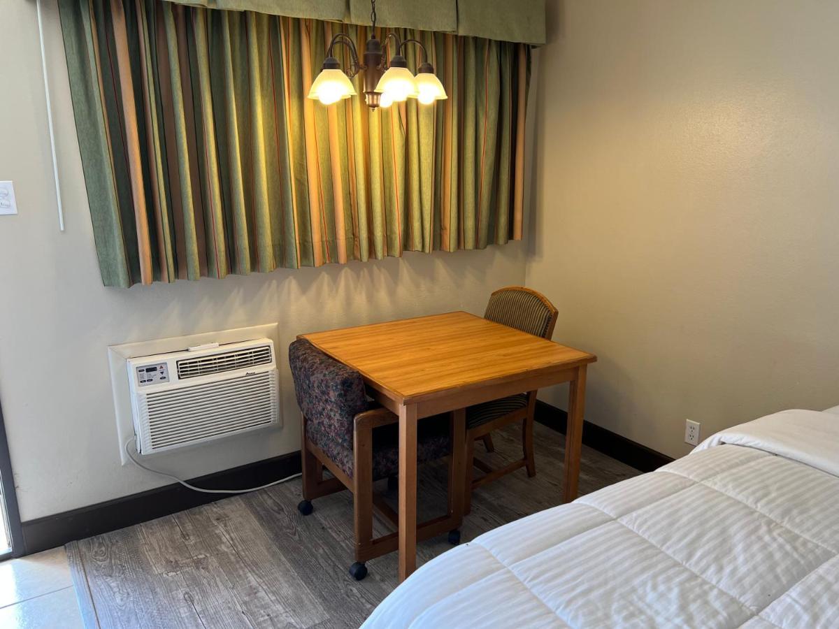Four Winds Motel & Rv Park Carrizozo Εξωτερικό φωτογραφία
